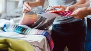 Read more about the article Cara Mudah Memilih Kain yang Tepat untuk Semua Jenis Pakaian